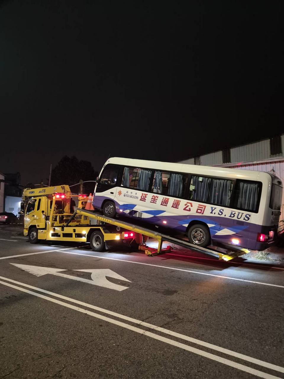 �s�ˬG�٨���Q